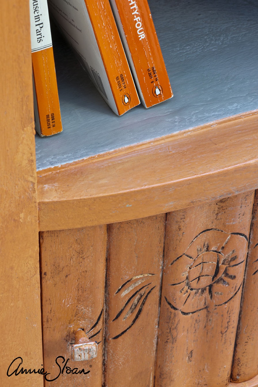 Annie Sloan Chalk paint Barcelona målat skåp Glada ungmöns diversehandel bild 6