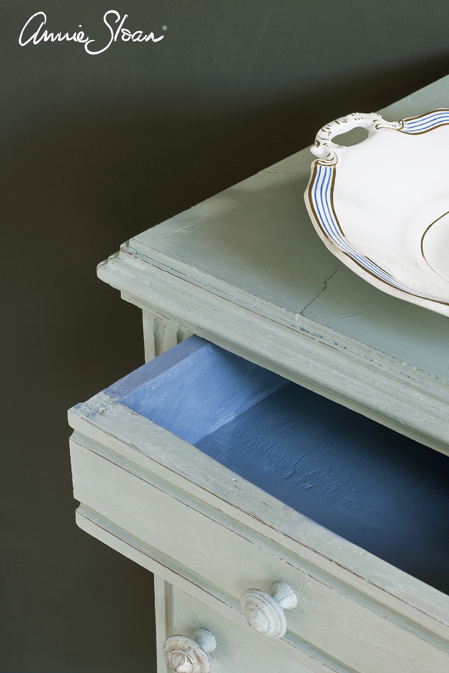 Annie Sloan Chalk paint Duck Egg Blue målat skåp låda Glada ungmöns diversehandel bild 6