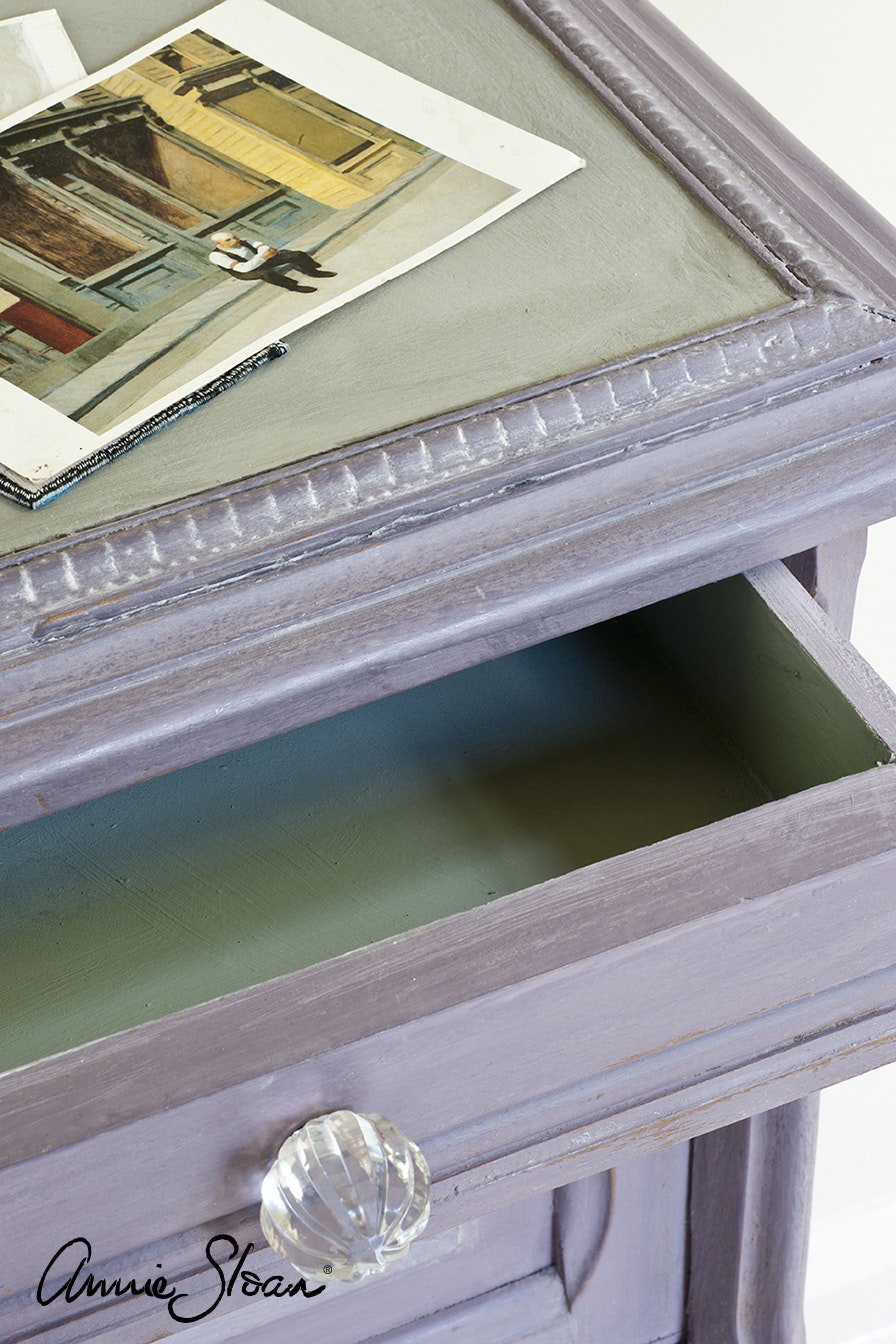 Annie Sloan Chalk paint Emile målat skåp Glada ungmöns diversehandel bild 6