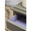 Annie Sloan Chalk paint Olive målad byrå låda interiör Glada ungmöns diversehandel bild 6