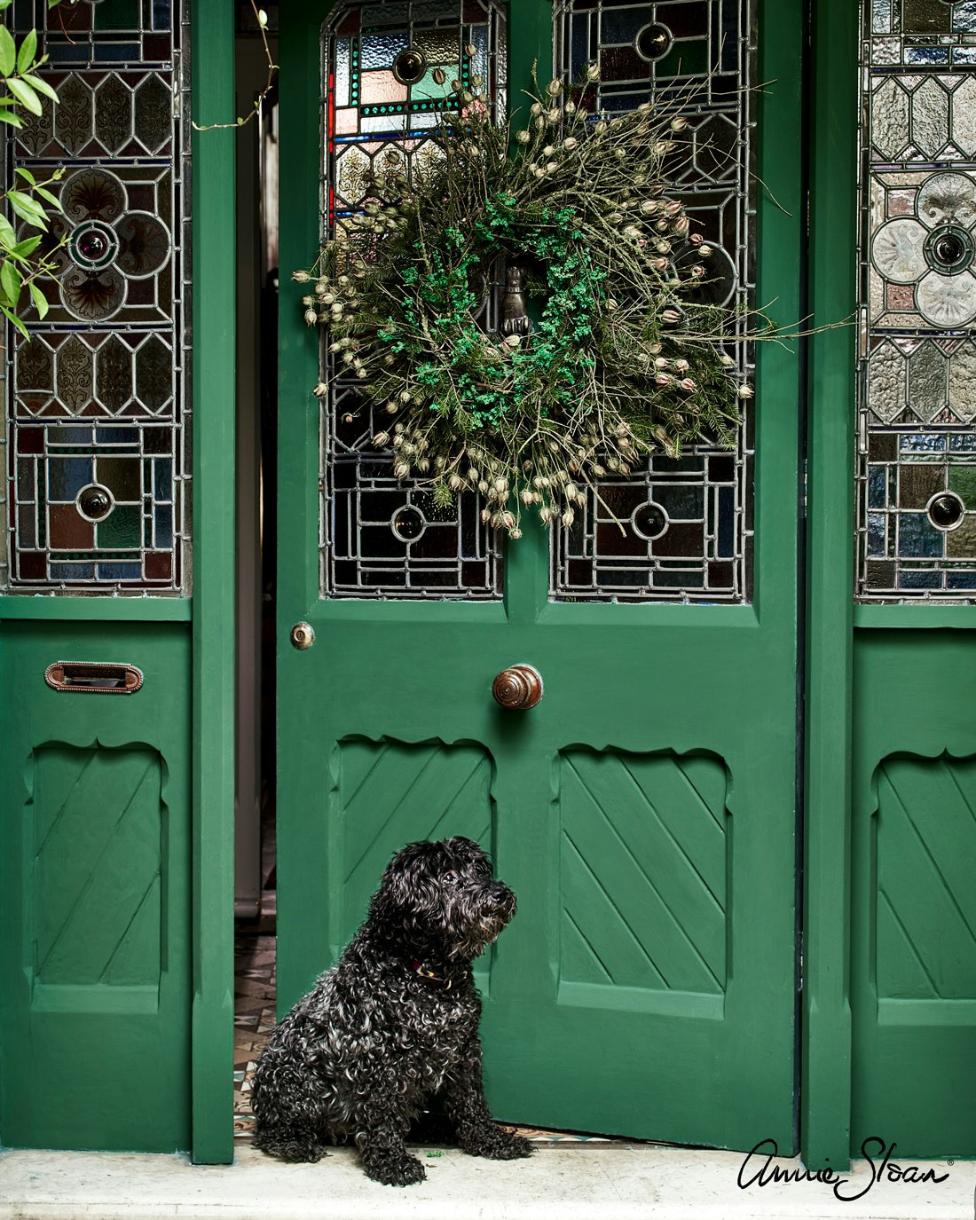 Annie Sloan Chalk paint Amsterdam green dörr kalkfärg Glada ungmöns diversehandel