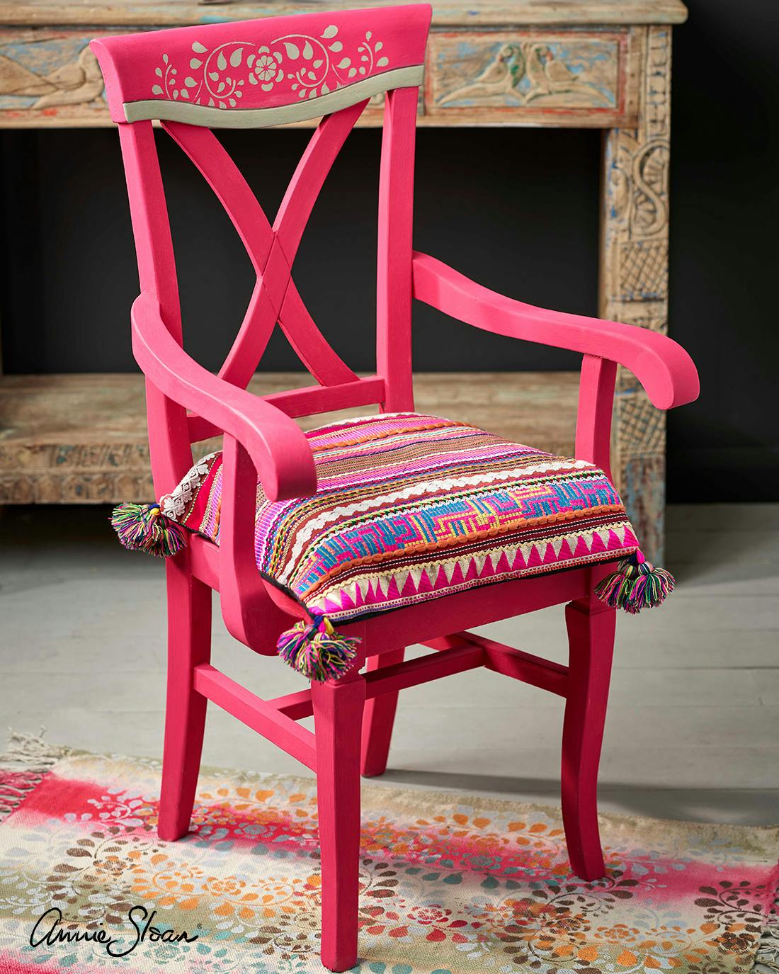 Annie Sloan Chalk paint Capri Pink målad stol Glada ungmöns diversehandel bild 13