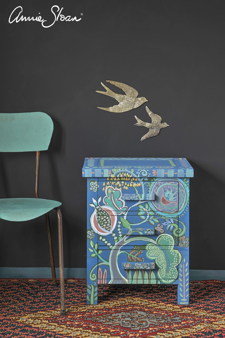 Annie Sloan Chalk paint Giverny målat skåp Glada ungmöns diversehandel bild 8