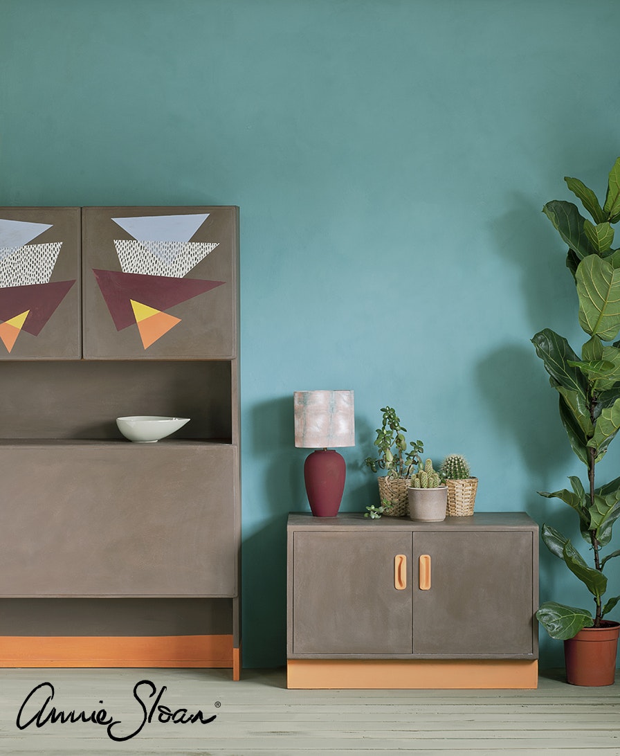Annie Sloan Chalk paint Honfleur målat skåp interiör Glada ungmöns diversehandel bild 7