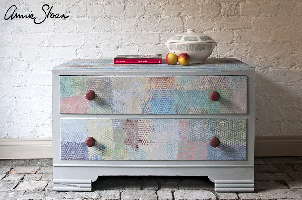 Annie Sloan Chalk paint Paris Grey målad byrå  interiör Glada ungmöns diversehandel bild 9