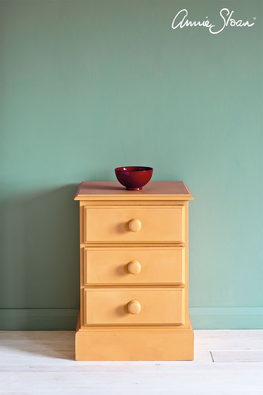 Annie Sloan Chalk paint Arles målad byrå Glada ungmöns diversehandel bild 12