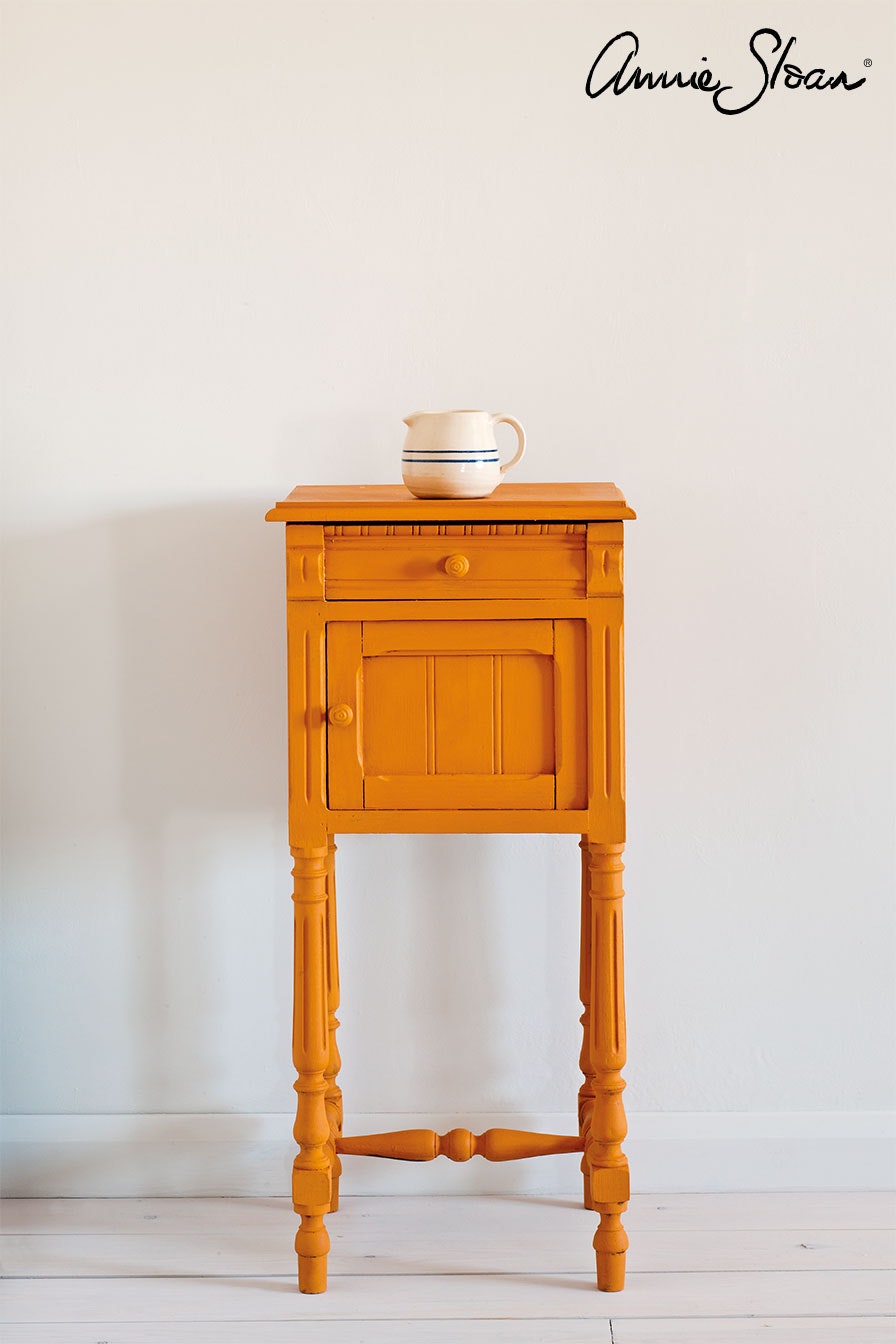 Annie Sloan Chalk paint Barcelona målat skåp Glada ungmöns diversehandel bild 11