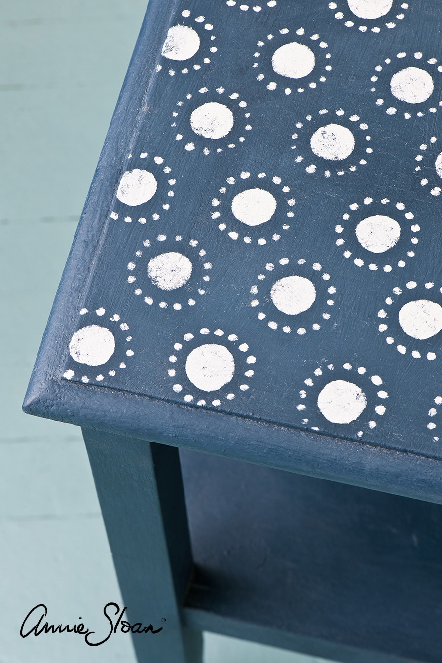 Annie Sloan Chalk paint Napoleonic Blue målad byrå skåp Glada ungmöns diversehandel bild 19