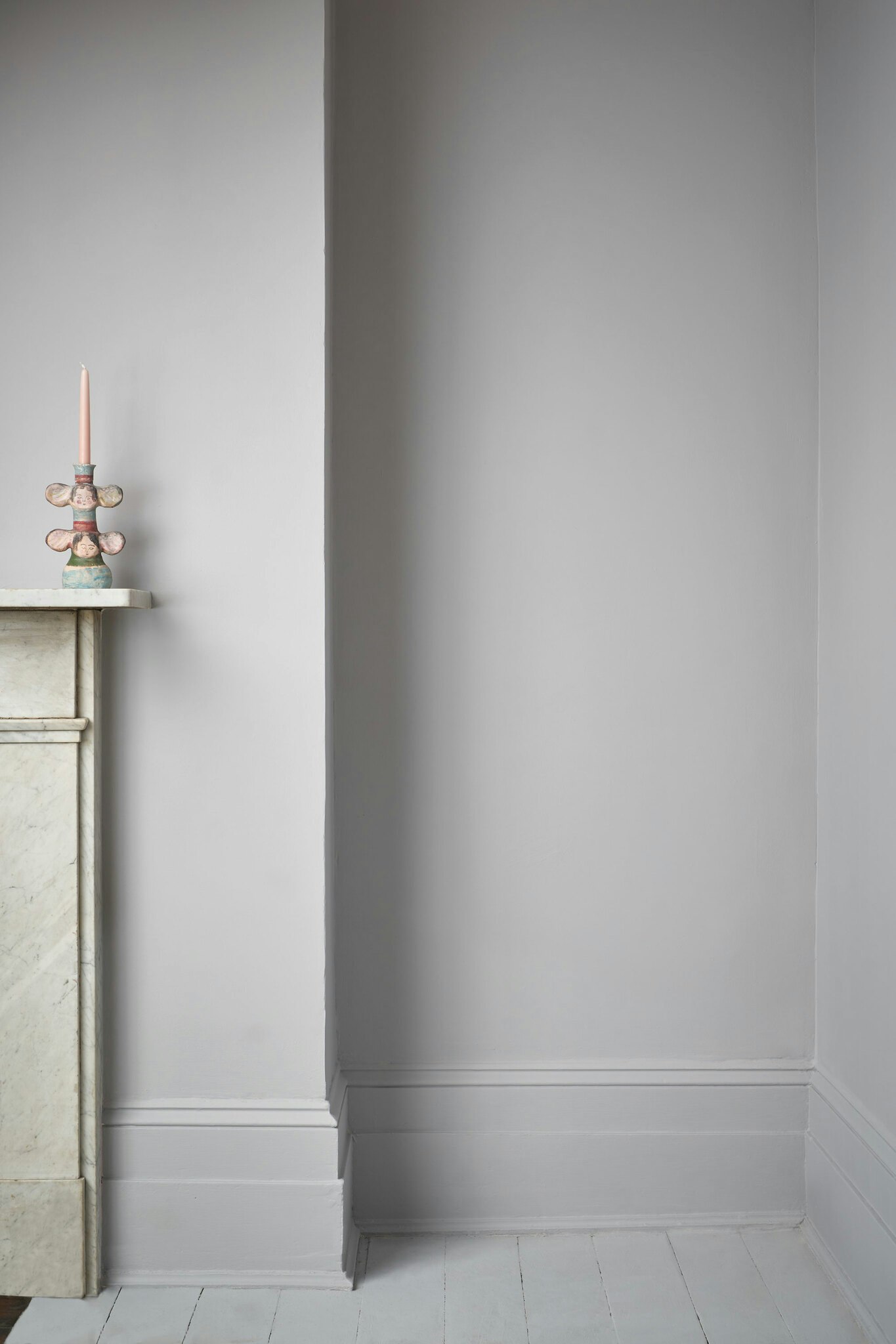 Annie Sloan Wall Paint  Chicago Grey väggfärg grå interiör glada ungmöns diversehandel 3