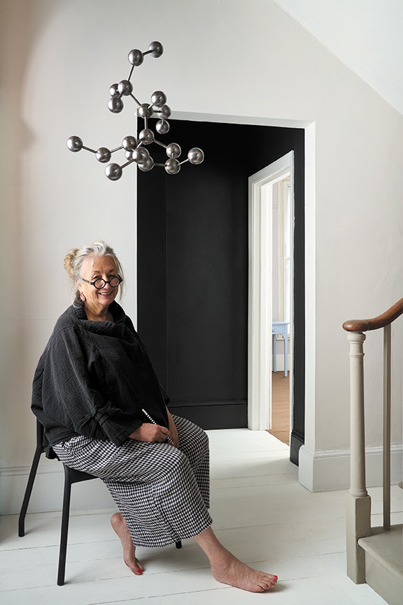 Annie Sloan Wall Paint Pure, Vitaste vitt, Väggfärg, Glada ungmön