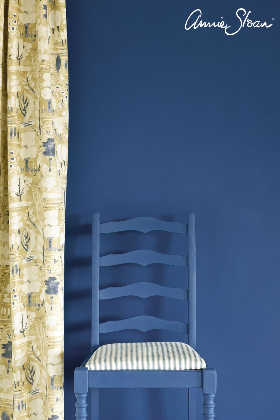 Annie Sloan Wall Paint Napoleonic Blue Väggfärg, Mörkblå, Midnattsblå, Glada Ungmön