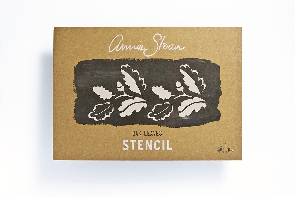 Annie Sloan Stencil Oak Leaves A3  Eklöv mönster A3 blad glada ungmön