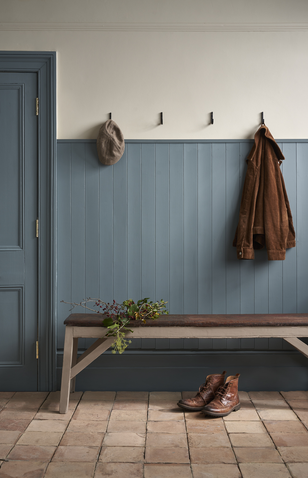 Annie Sloan Wall Paint Cambrian Blue väggfärg interiör gråblå glada ungmöns diversehandel 1