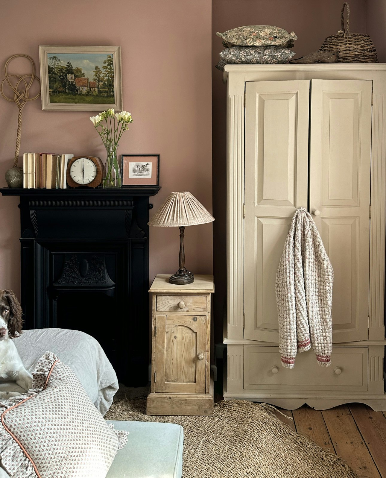 Annie Sloan Wall Paint Piranesi Pink väggfärg dimrosa glada ungmöns diversehandel 1