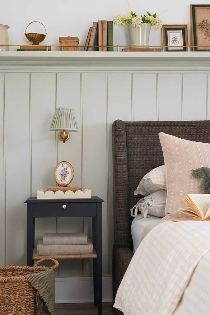 Annie Sloan Wall Paint Cotswold Green väggfärg grå grön interiör glada ungmöns diversehandel 1