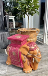 Elefant i porslin