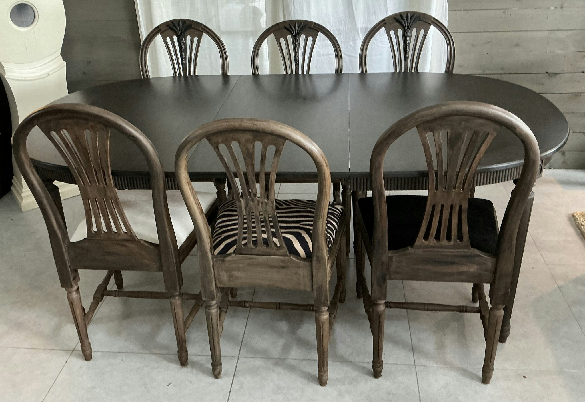 Matsalsgrupp, Gustaviansk med 4 stolar