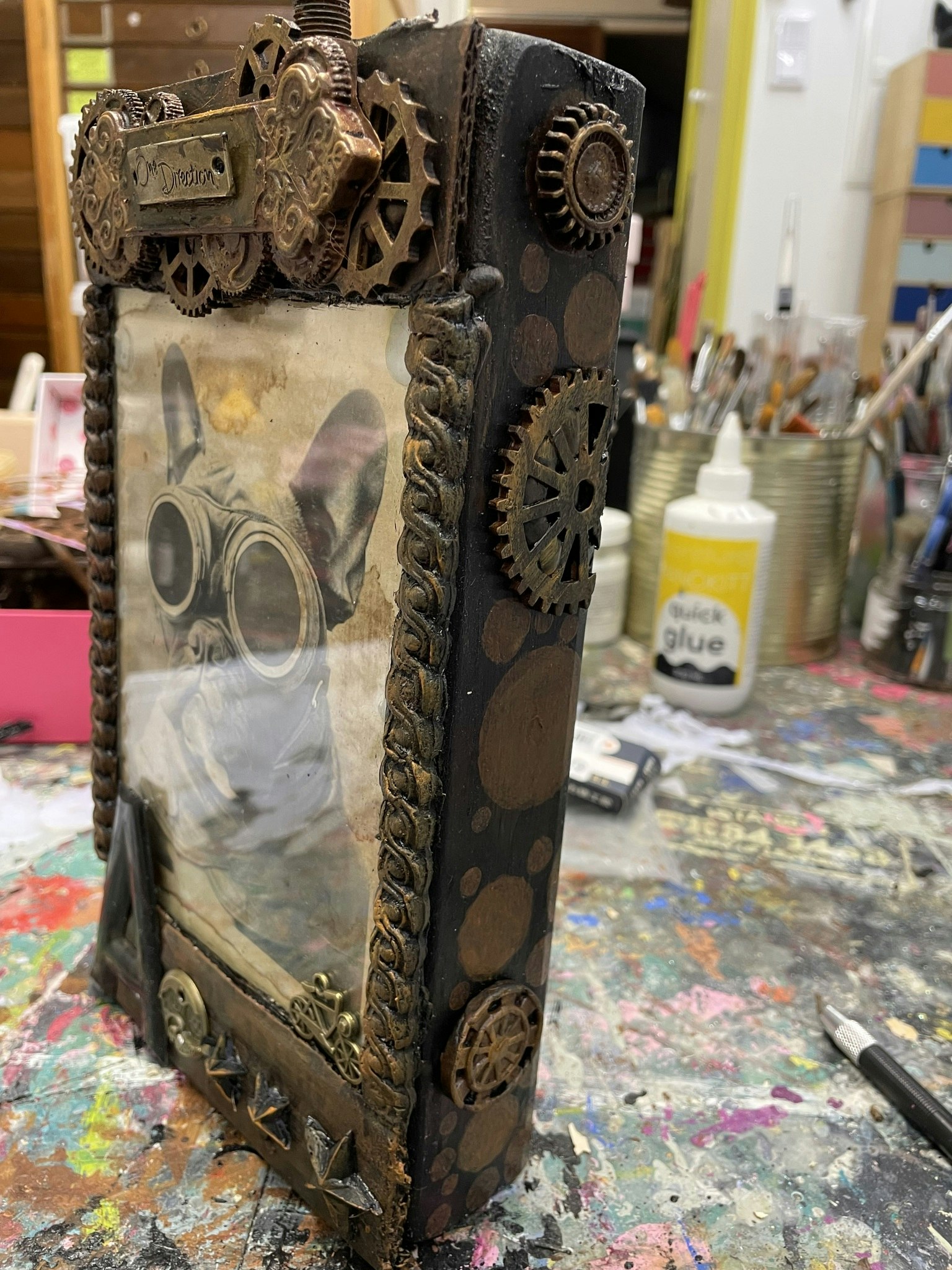 Steampunk unika tavlor olika motiv med steampunktema, sidobild, Fralla, Fransk bulldog flygare