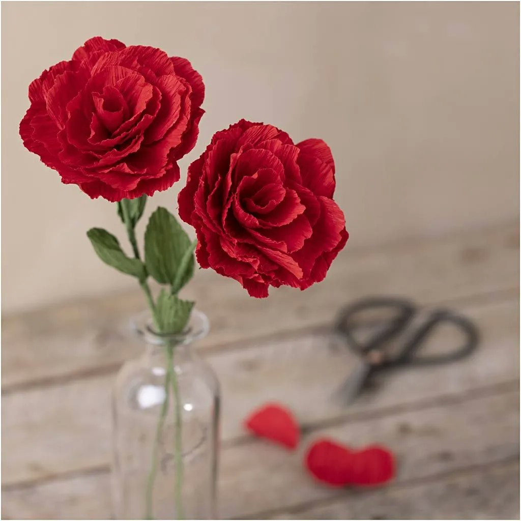 Kräppapper Röd Ros    Mini DIY Kit, innehåll, blommor, blomstjälkar, sax