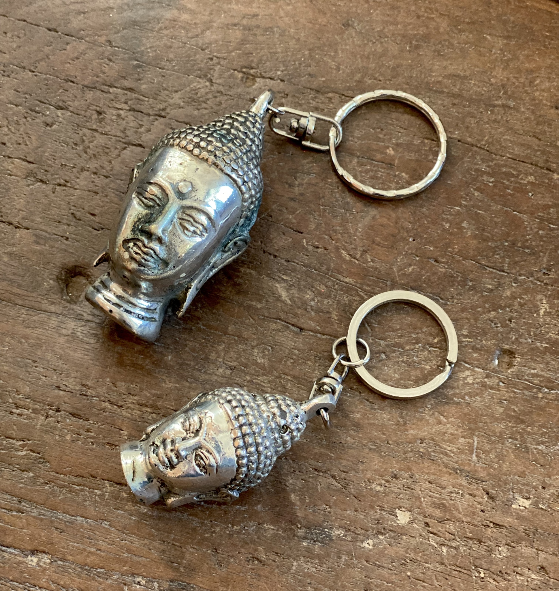 Stor nyckelring med Buddha