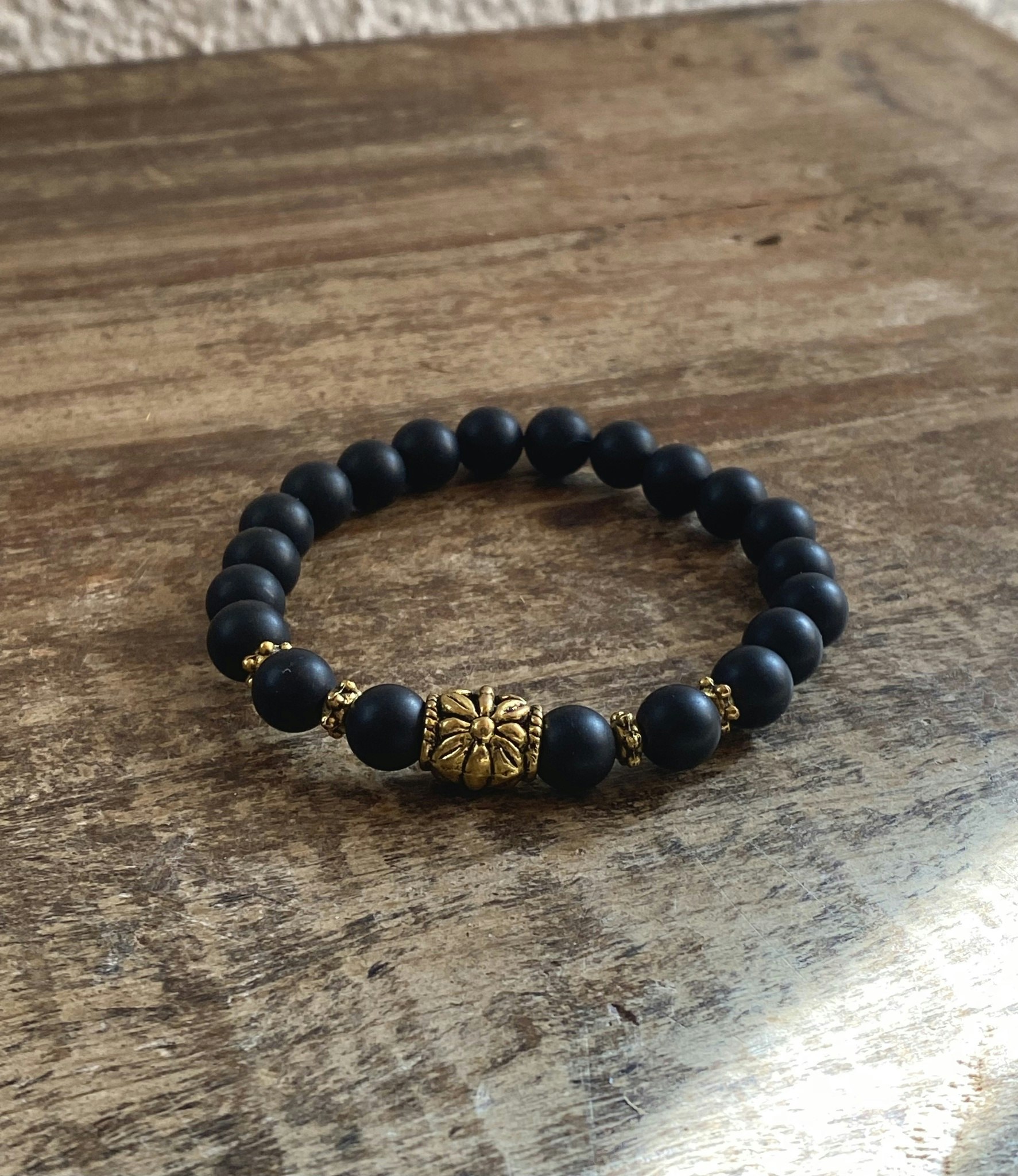 Armband med matt, svart onyx