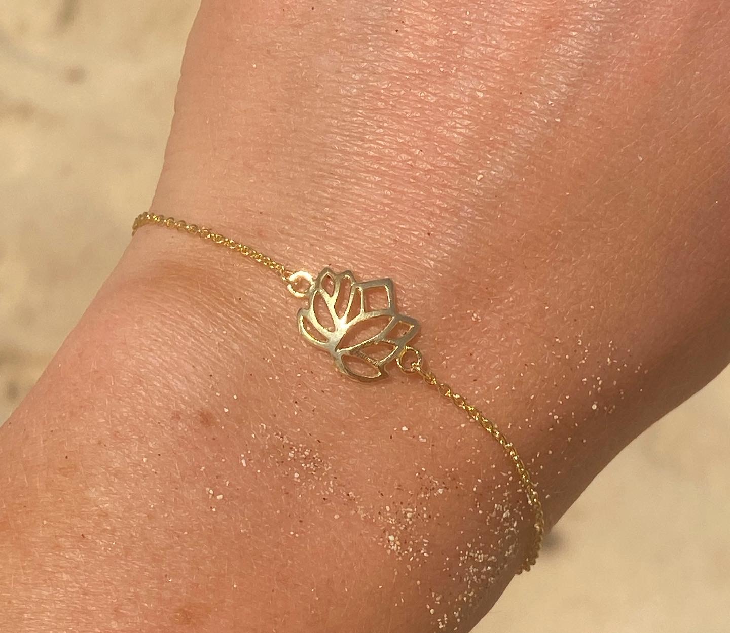 Armband guldpläterad ”lotus" i silver 925