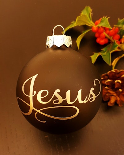 Sort julekule med Jesus