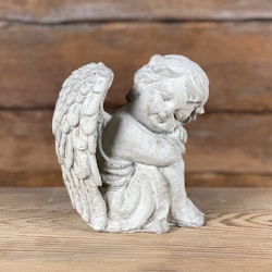 Liten ängel i betong