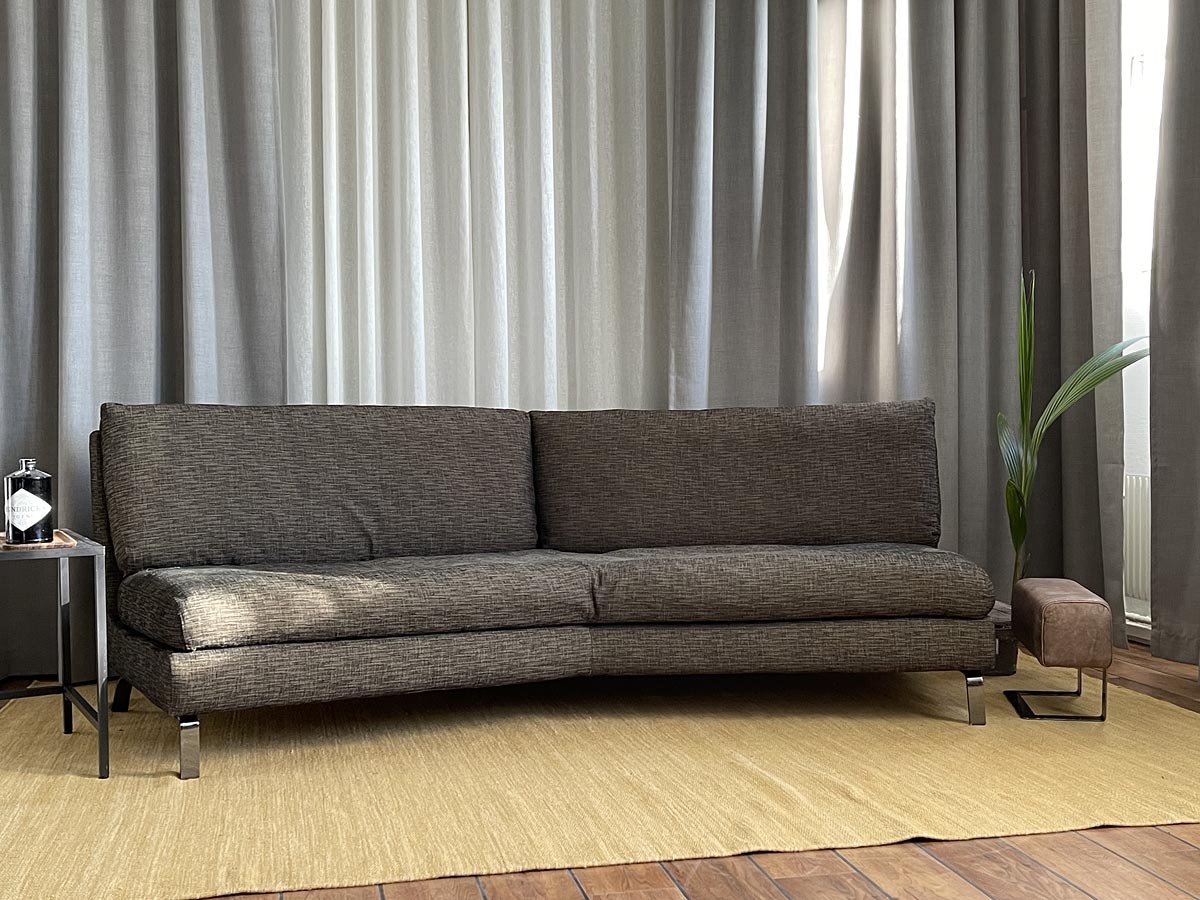 Furinova 3-sits soffa med läderdetaljer