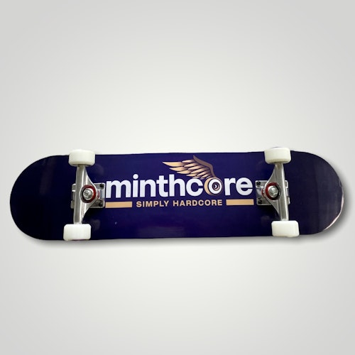 Complete Skateboard Minthcore 7,75” - Kissone