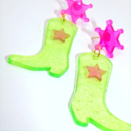 COWGIRL SHERIFF neon