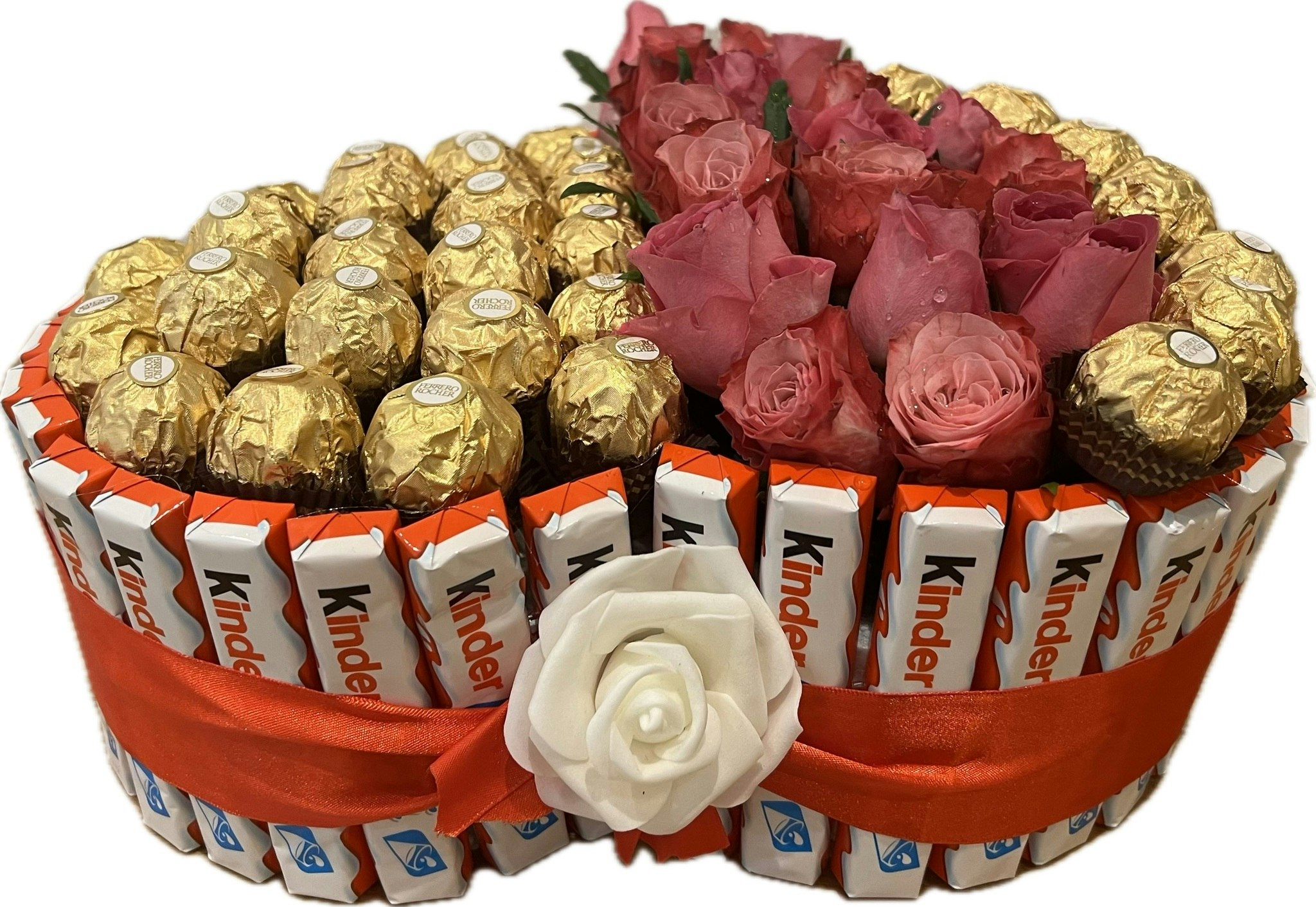 Choklad & blommor i form av ett hjärta (bara Stockholm)