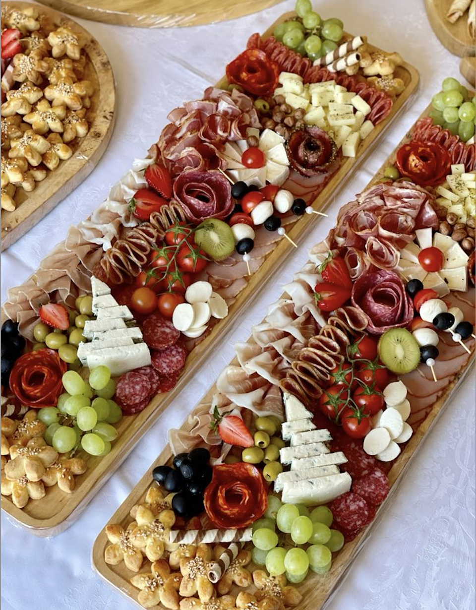 Ostbrickor med hemleverans i Stockholm 🧀