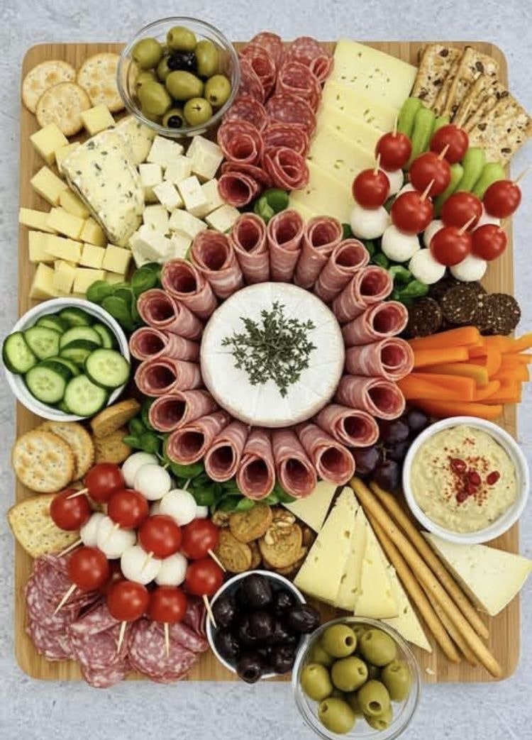 Ostbrickor med hemleverans i Stockholm 🧀
