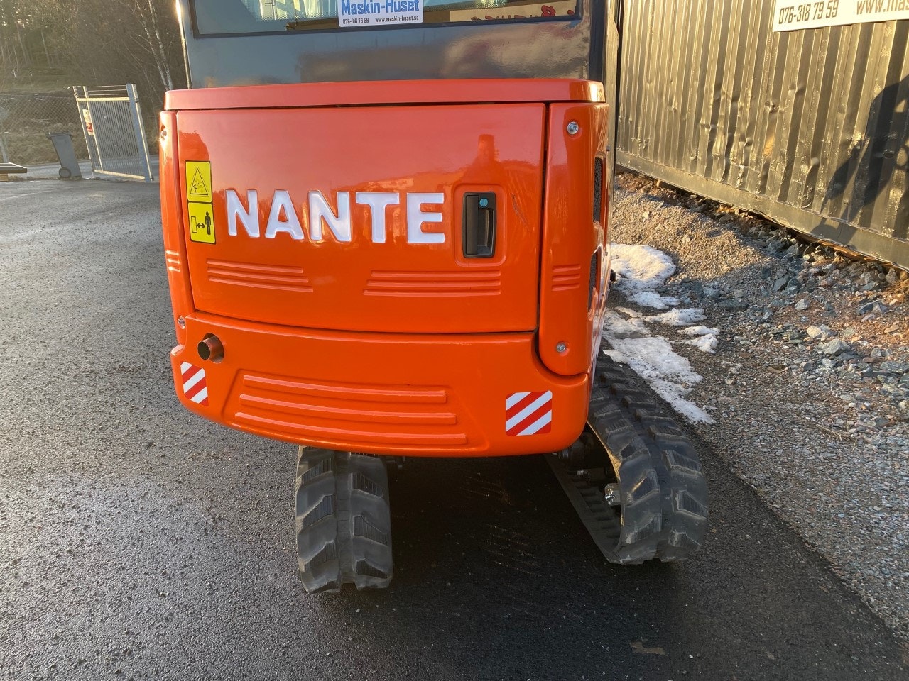 Grävmaskin Nante NT18