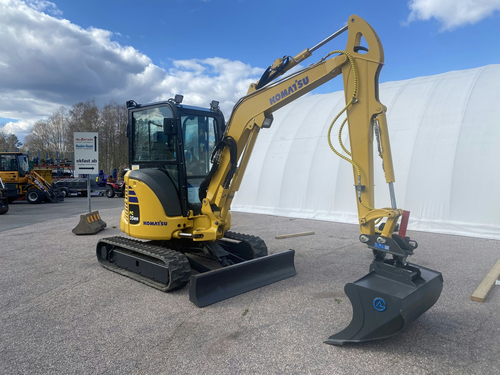 Komatsu PC35MR-5 / 3,7 T --SÅLD--