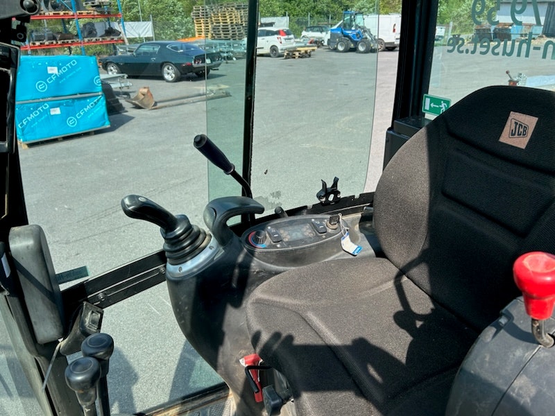 JCB 8018 CTS Minigrävare