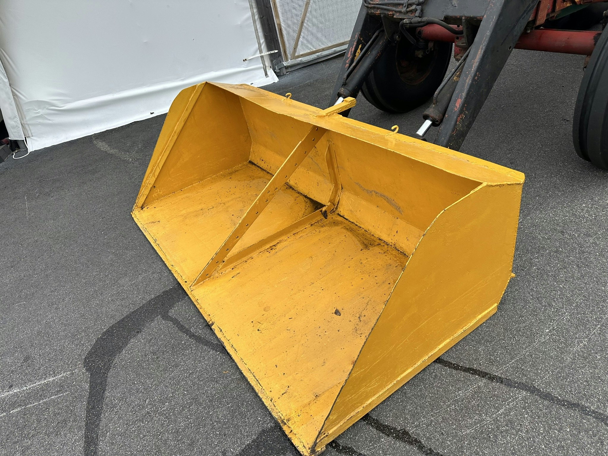 Volvo BM 650 -SÅLD-