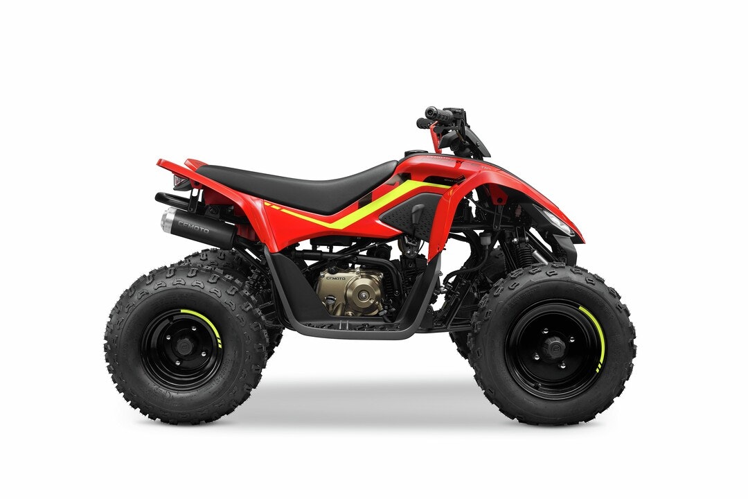 CF Moto C-Force 110 EFI Röd (Hjälm ingår!)