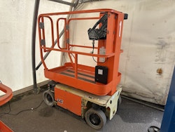 Pelarlift JLG 1230ES