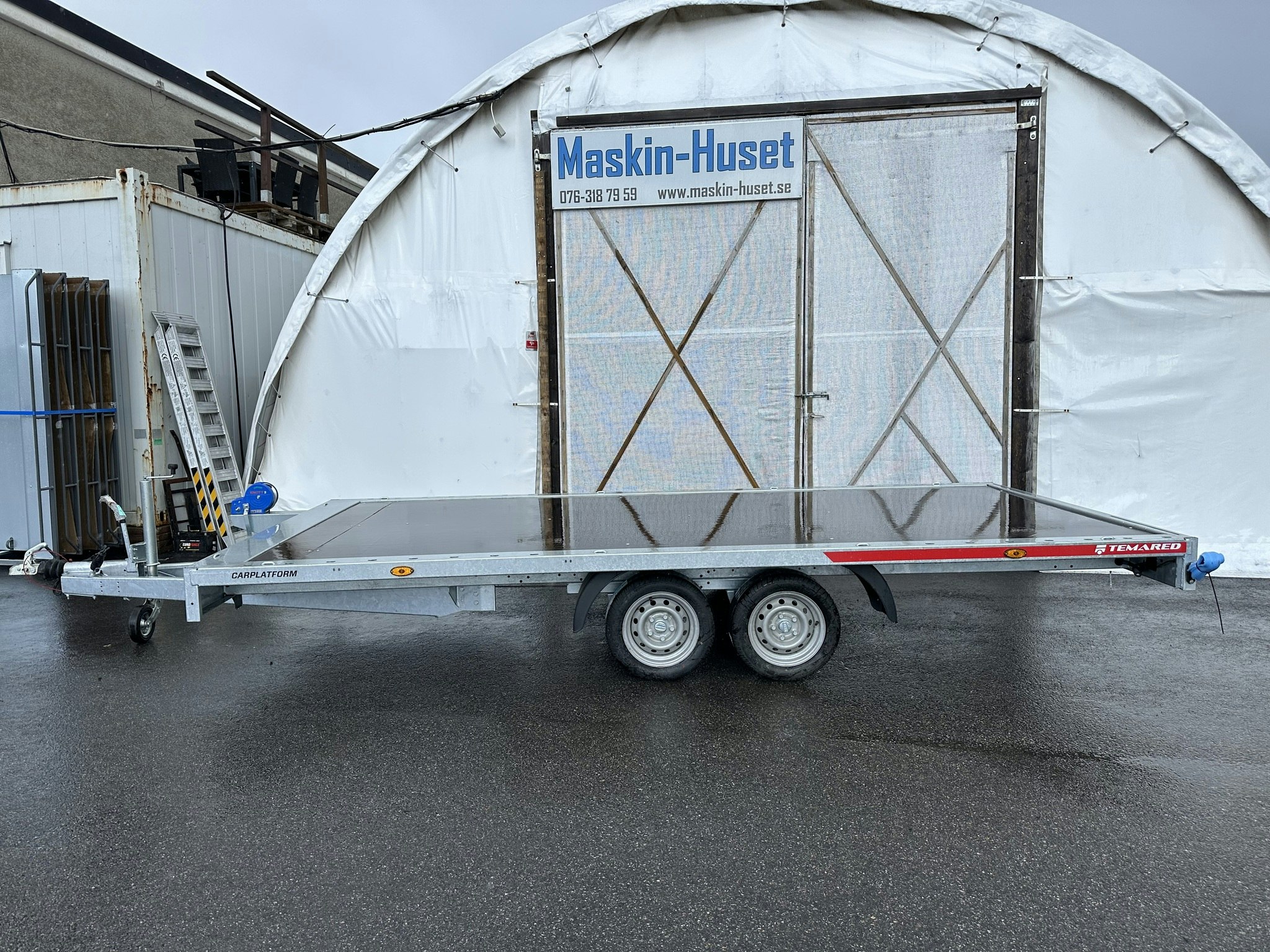 Plattformssläp 4521 Temared 2700kg