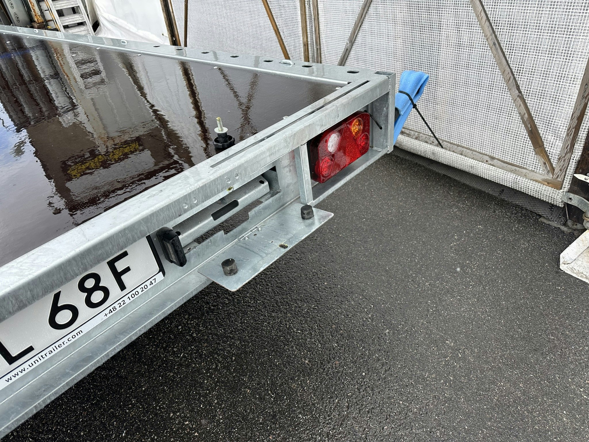 Plattformssläp 4521 Temared 2700kg