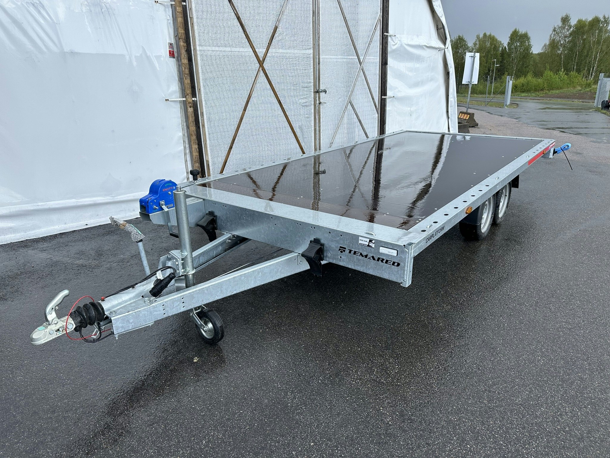 Plattformssläp 4521 Temared 2700kg
