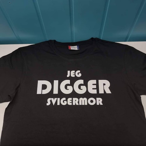 T-skjorte - JEG DIGGER SVIGERMOR