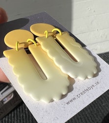 Biscuit bow (yellow fade)