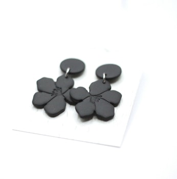 Black flower
