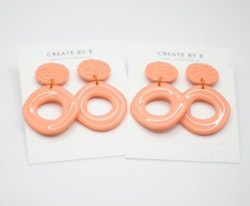 Uneven circle (orange/peach/gloss)