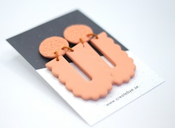 Biscuit (peach/orange)