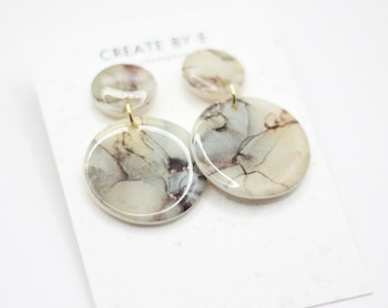 Glossy marble III