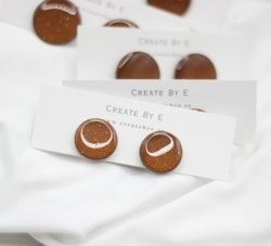 Glossy studs (rost/metallic)